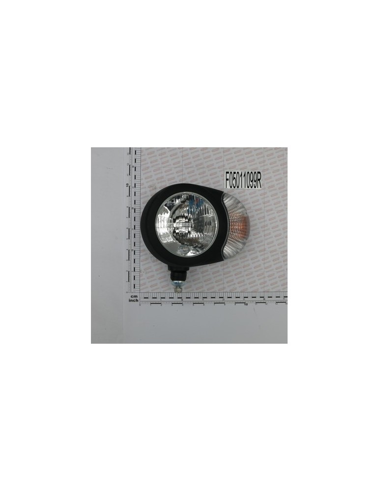 FRONT LEFT LIGHT